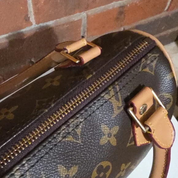 Louis Vuitton Mini Speedy Brown and Tan Monogram Satchel 1990s Excellent - Picture 11 of 15